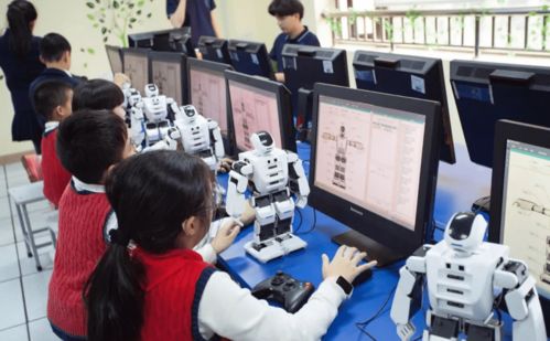 藍(lán)海軟通 國(guó)內(nèi)領(lǐng)先的互聯(lián)網(wǎng)方案定制開(kāi)發(fā)先鋒